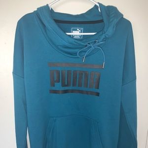 Barely worn hooded Puma sweatshirt